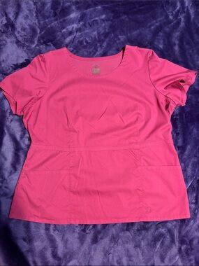 Jaanuu Women's Short Sleeve Scoop Neck Top in fuchsia style j96057c